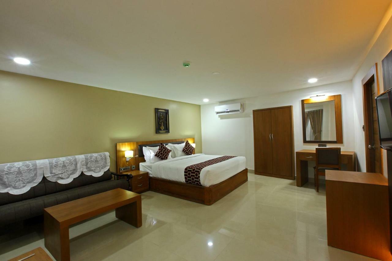 Hotel Rohini International Kallār Extérieur photo