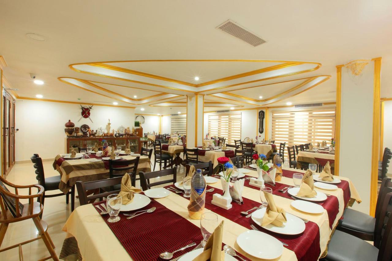 Hotel Rohini International Kallār Extérieur photo