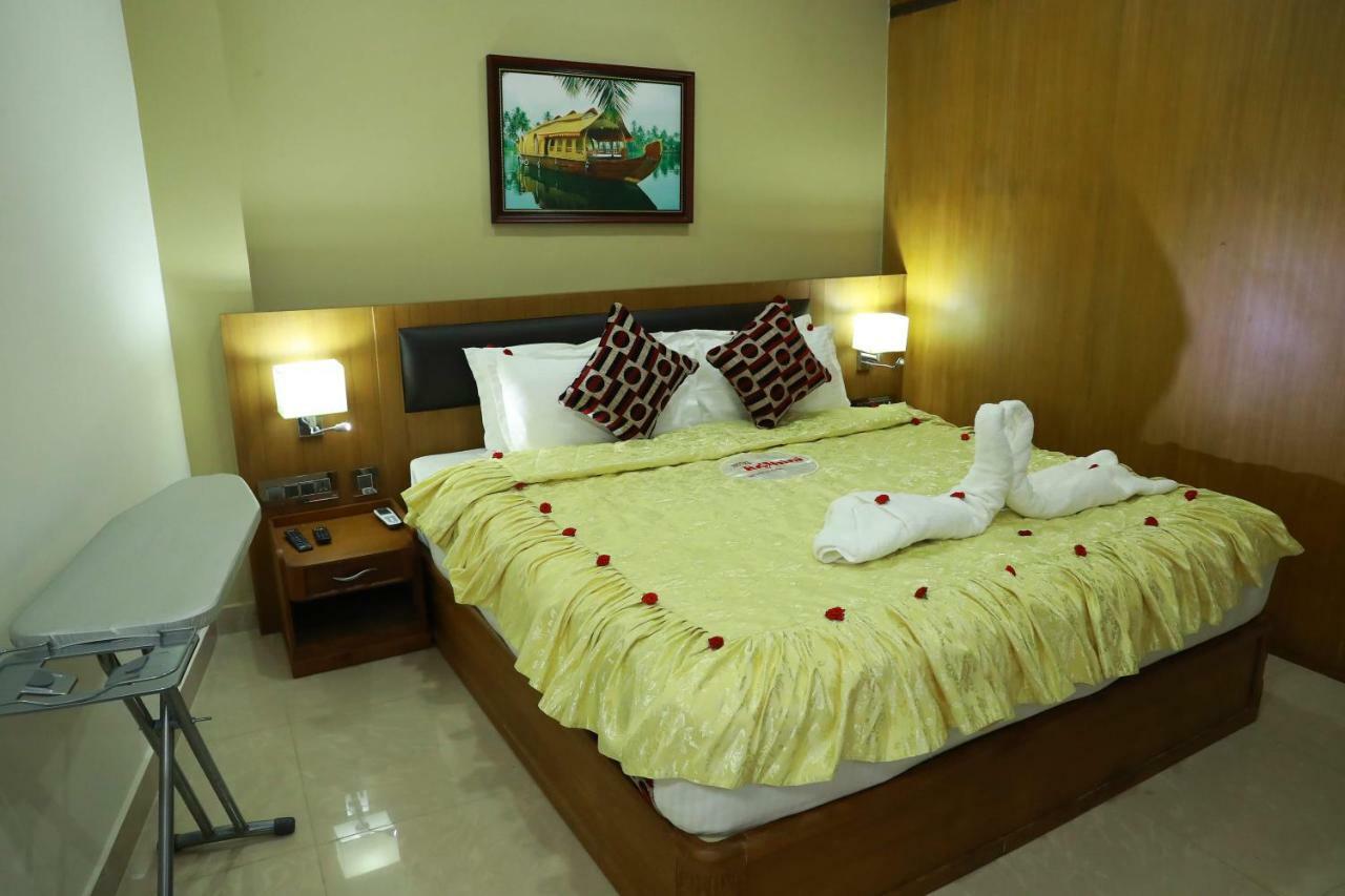 Hotel Rohini International Kallār Extérieur photo