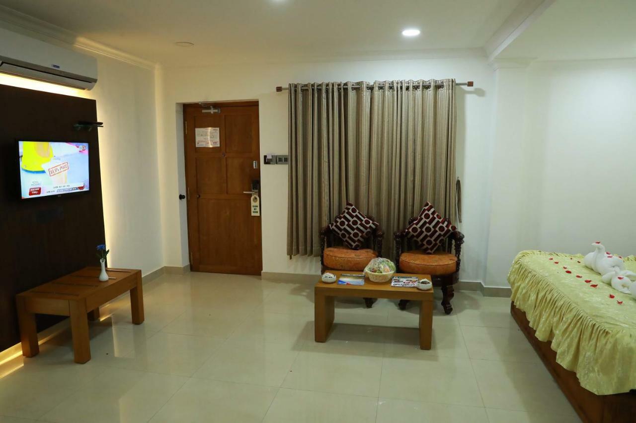 Hotel Rohini International Kallār Extérieur photo
