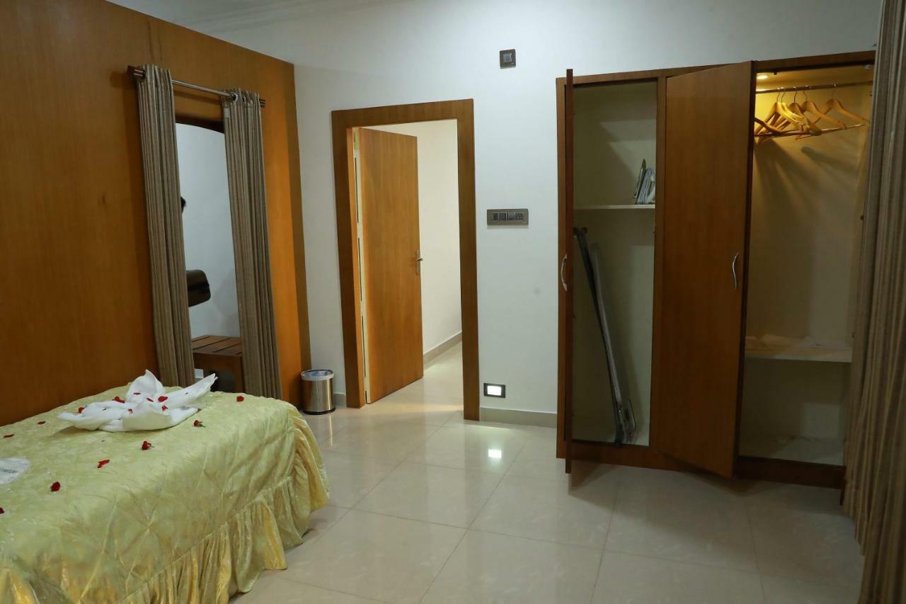 Hotel Rohini International Kallār Extérieur photo