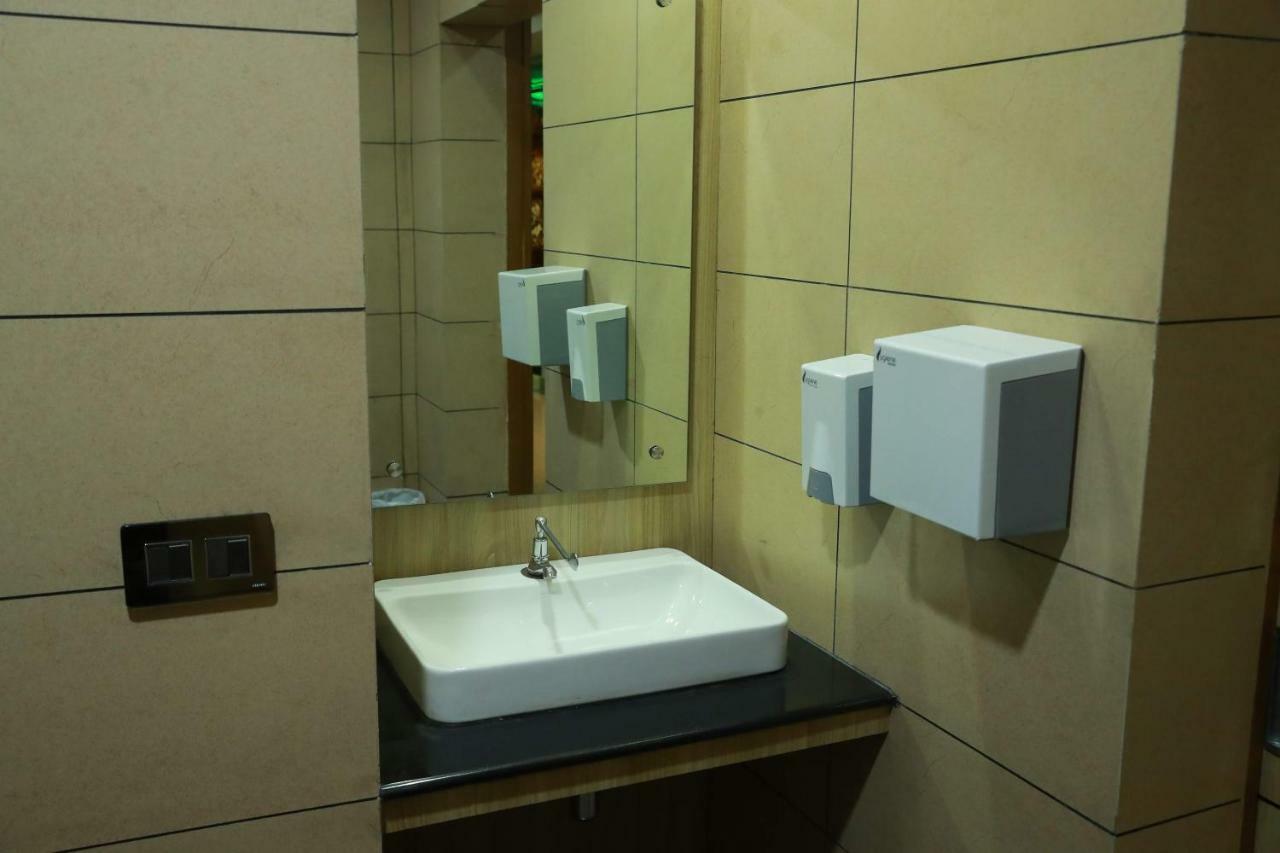 Hotel Rohini International Kallār Extérieur photo