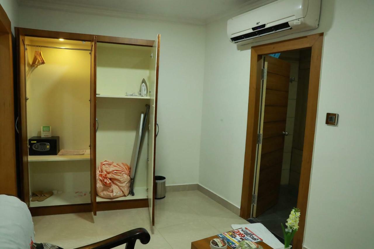 Hotel Rohini International Kallār Extérieur photo