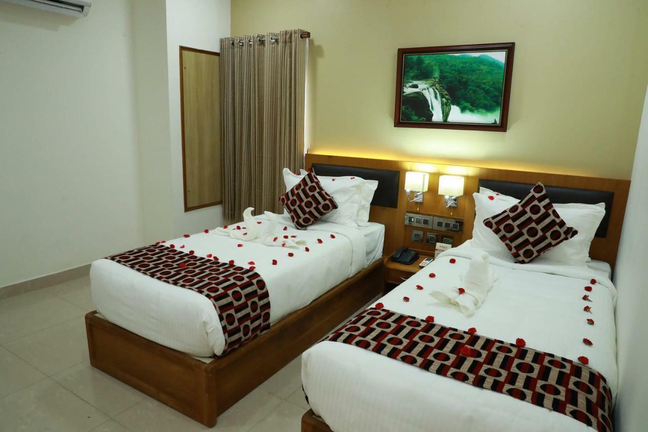 Hotel Rohini International Kallār Extérieur photo