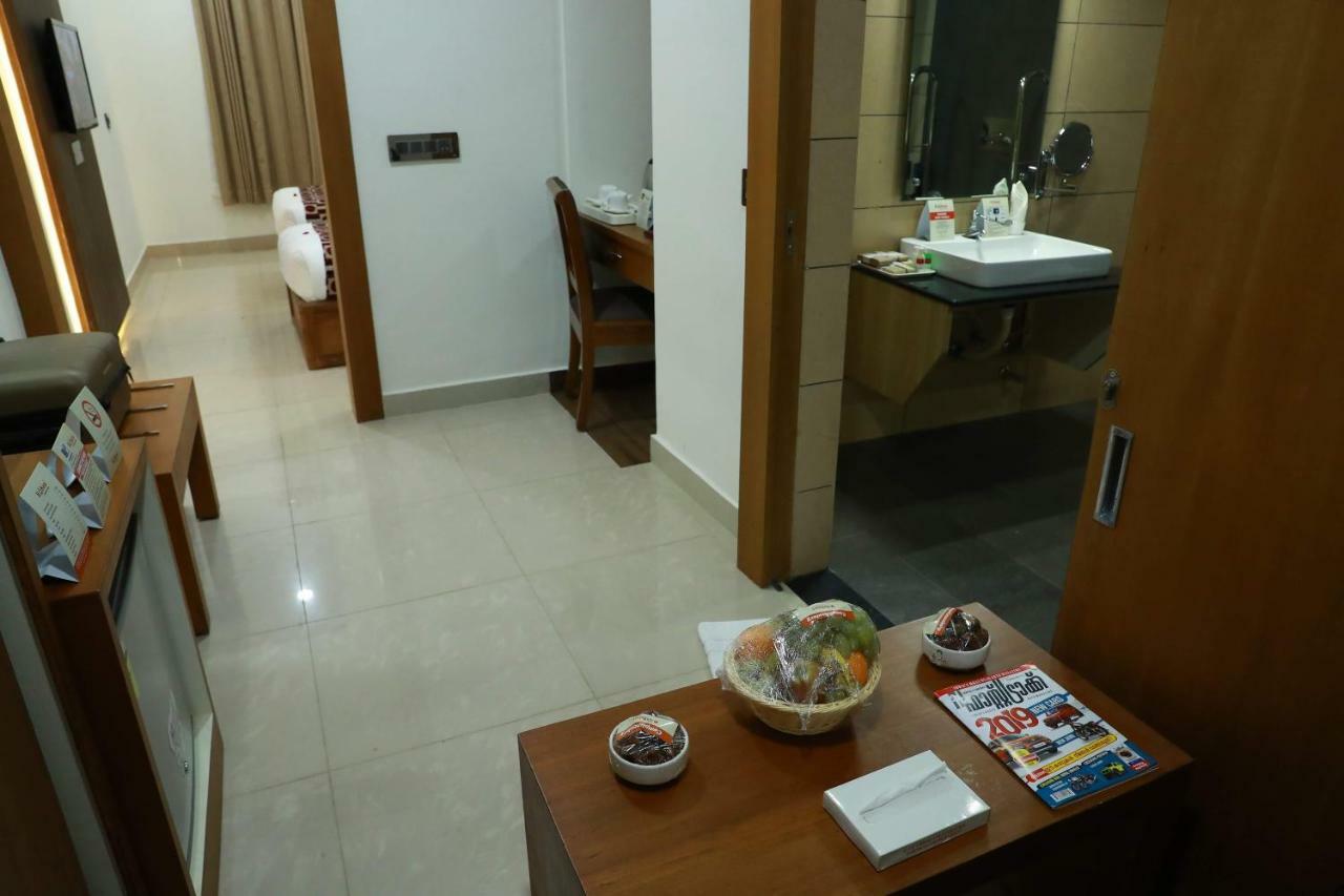 Hotel Rohini International Kallār Extérieur photo